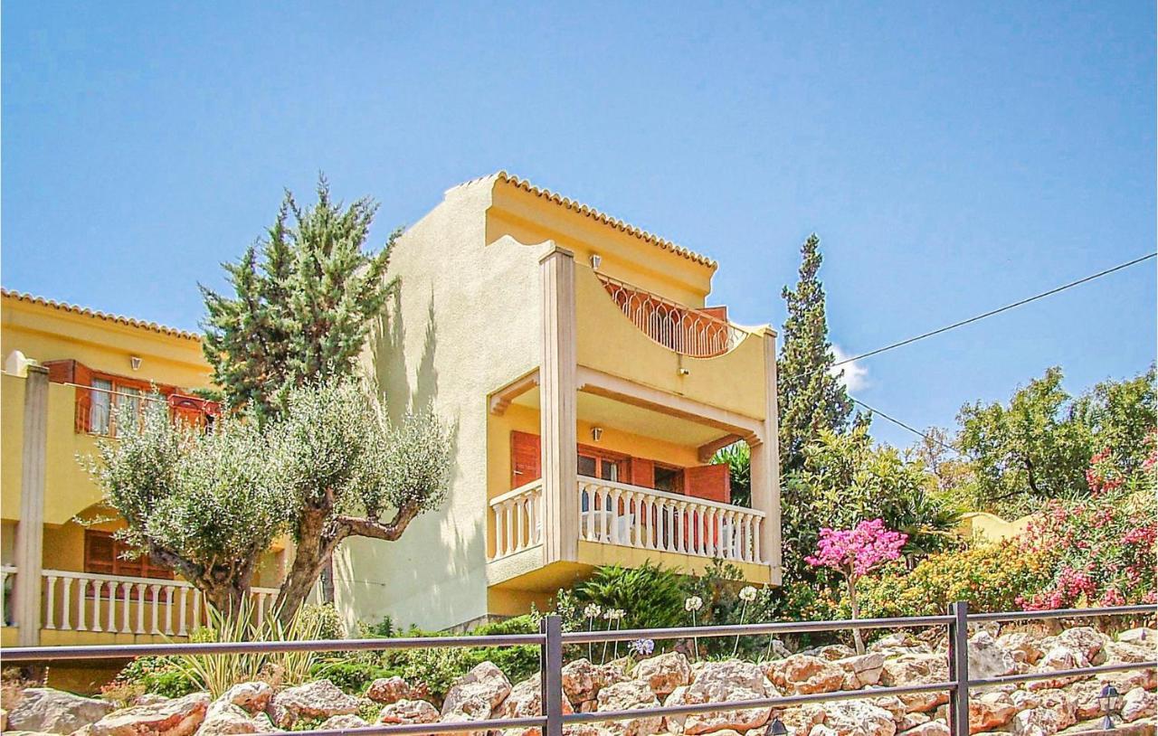Căn hộ Stunning In With Kitchen Denia