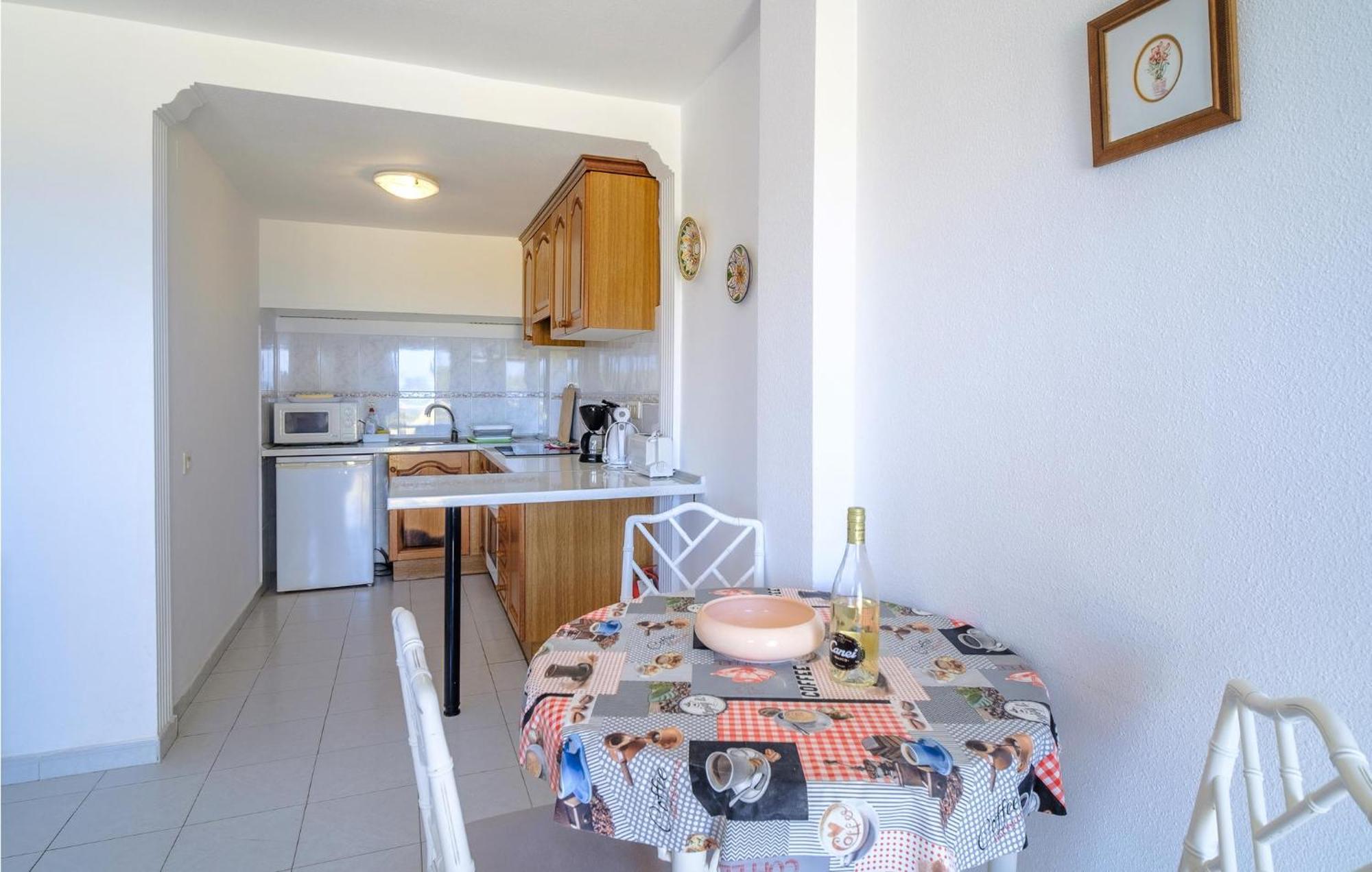 Stunning In With Kitchen Denia